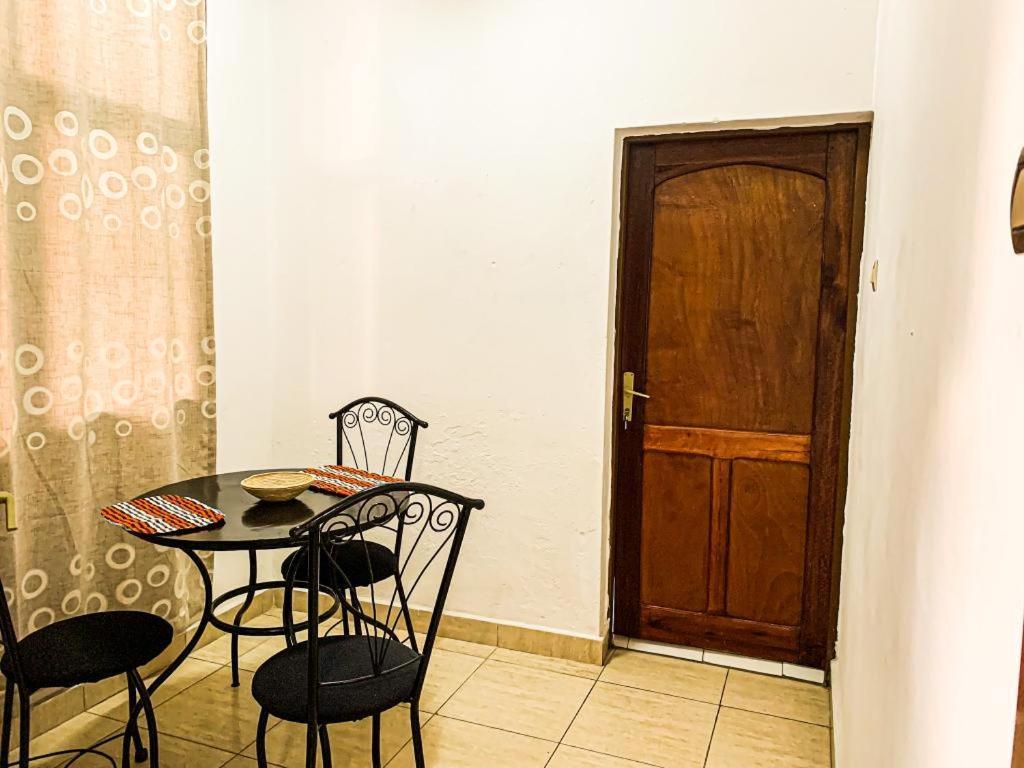 בוג'ומבורה City Center Apartments מראה חיצוני תמונה